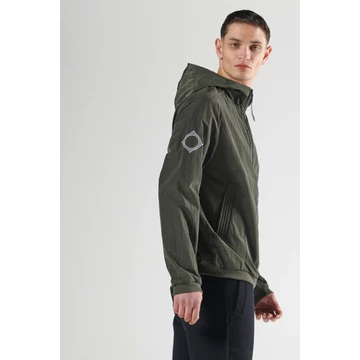 shroud-runner-oil-slick