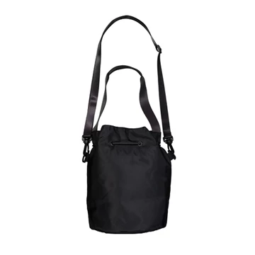 carry-bag-wmn-black