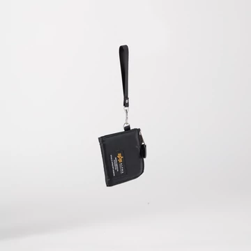 label-wallet-black.jpg