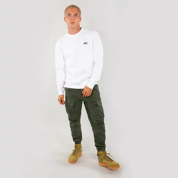 188307-09-alpha-industries-basic-sweater-small-logo-sweat-001.jpg