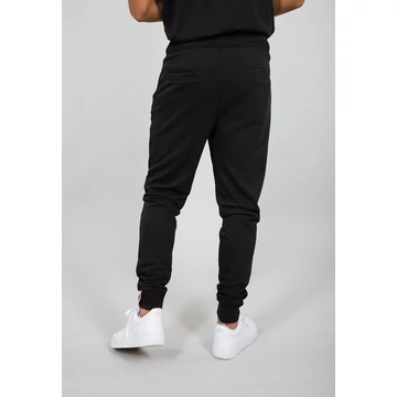 126343-03_alpha-industries-big-letters-jogger-black-fekete.jpg