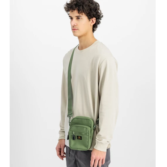 Label Messenger Small Bag - sage green