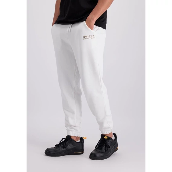 106364-626-alpha-industries-organics-emb-regular-jogger-001.jpg
