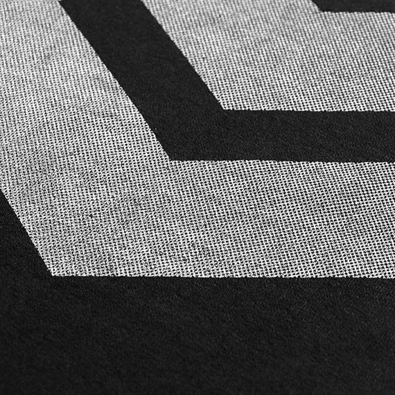 Big Logo Sweater - black
