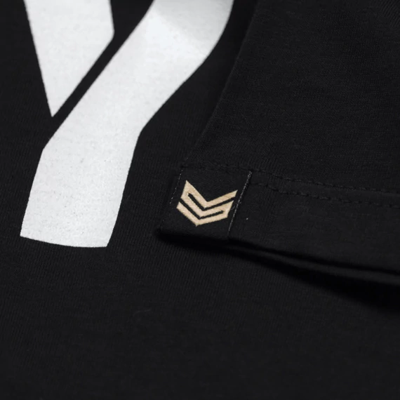 Army T - black