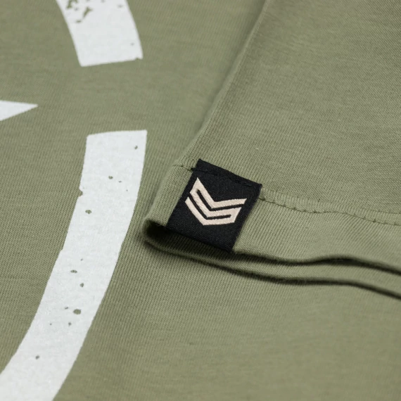Star T - olive/white